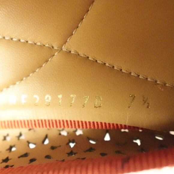 Salvatore Ferragamo Italy Tooled Floral Patent Leather Varina Bow Ballet Flats - Picture 13 of 16